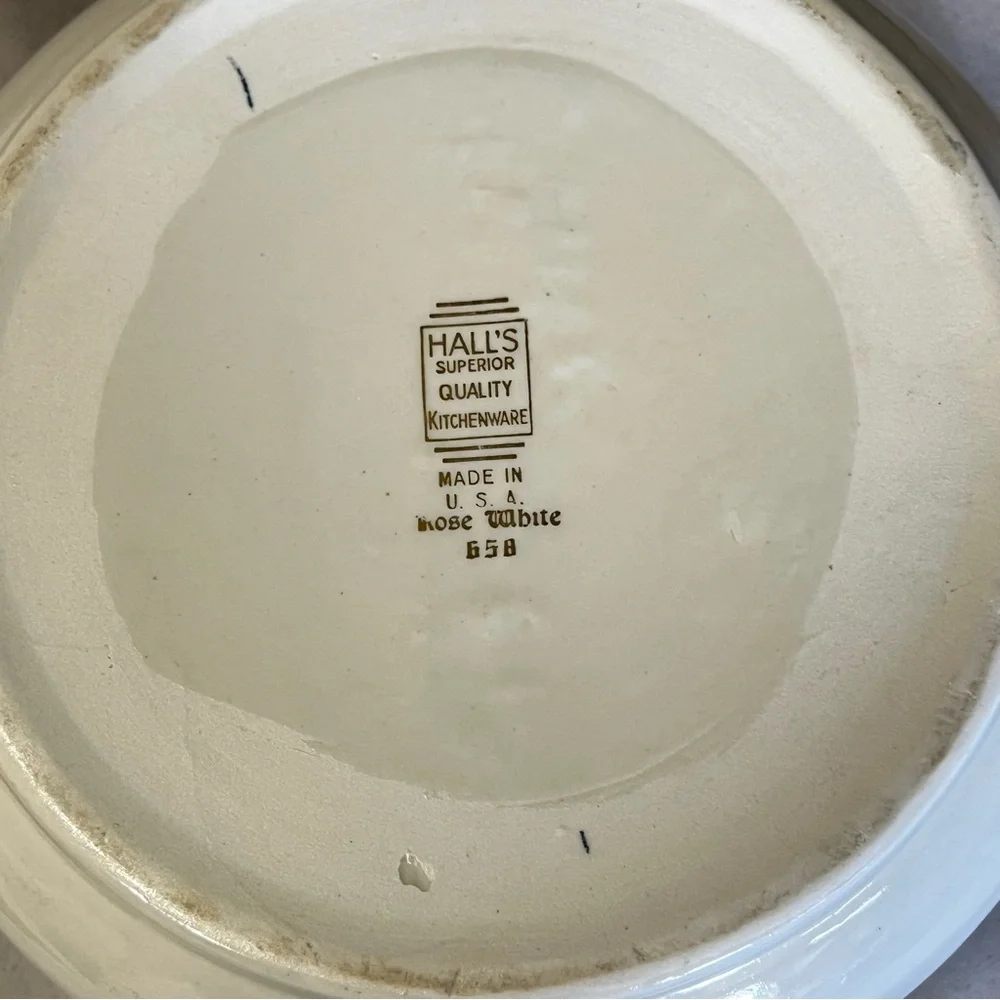Halls Superior Quality Kitchenware Rose White Casserole Dish Circa 1945